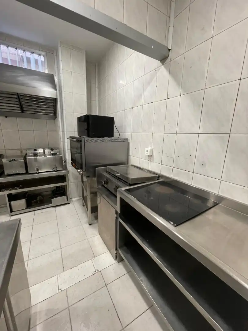 Local commercial à vendre à Avenida 1 de Mayo, imagen 6