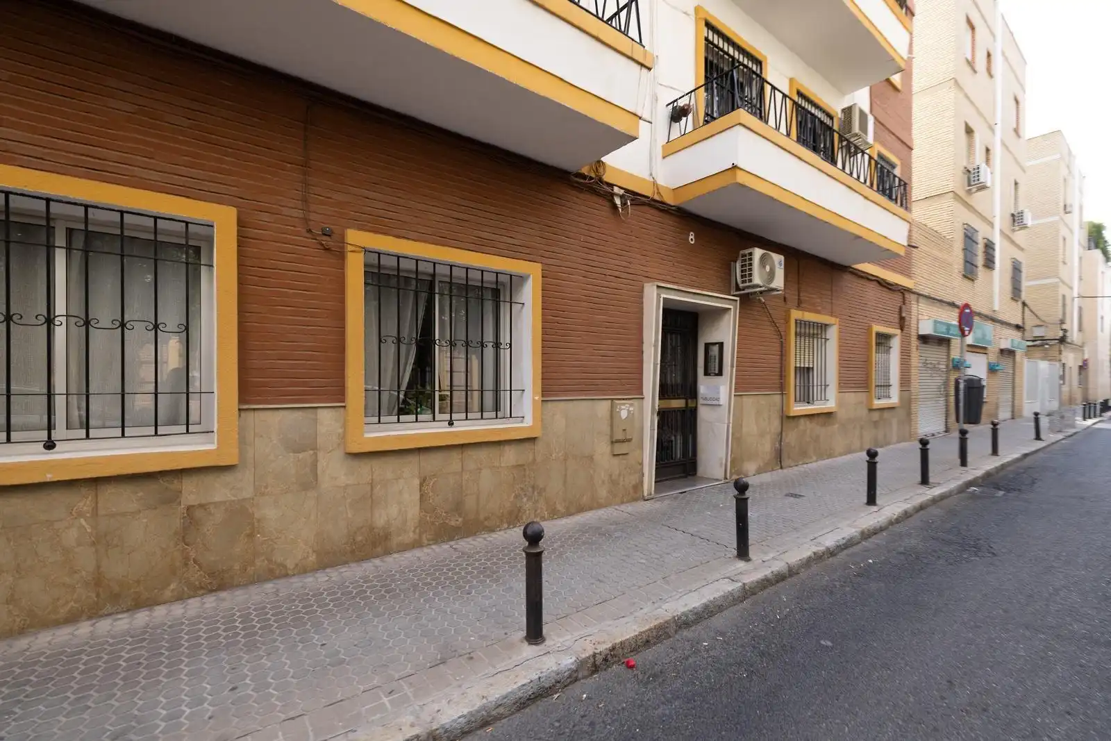Vista exterior de Pis en venda en Sur