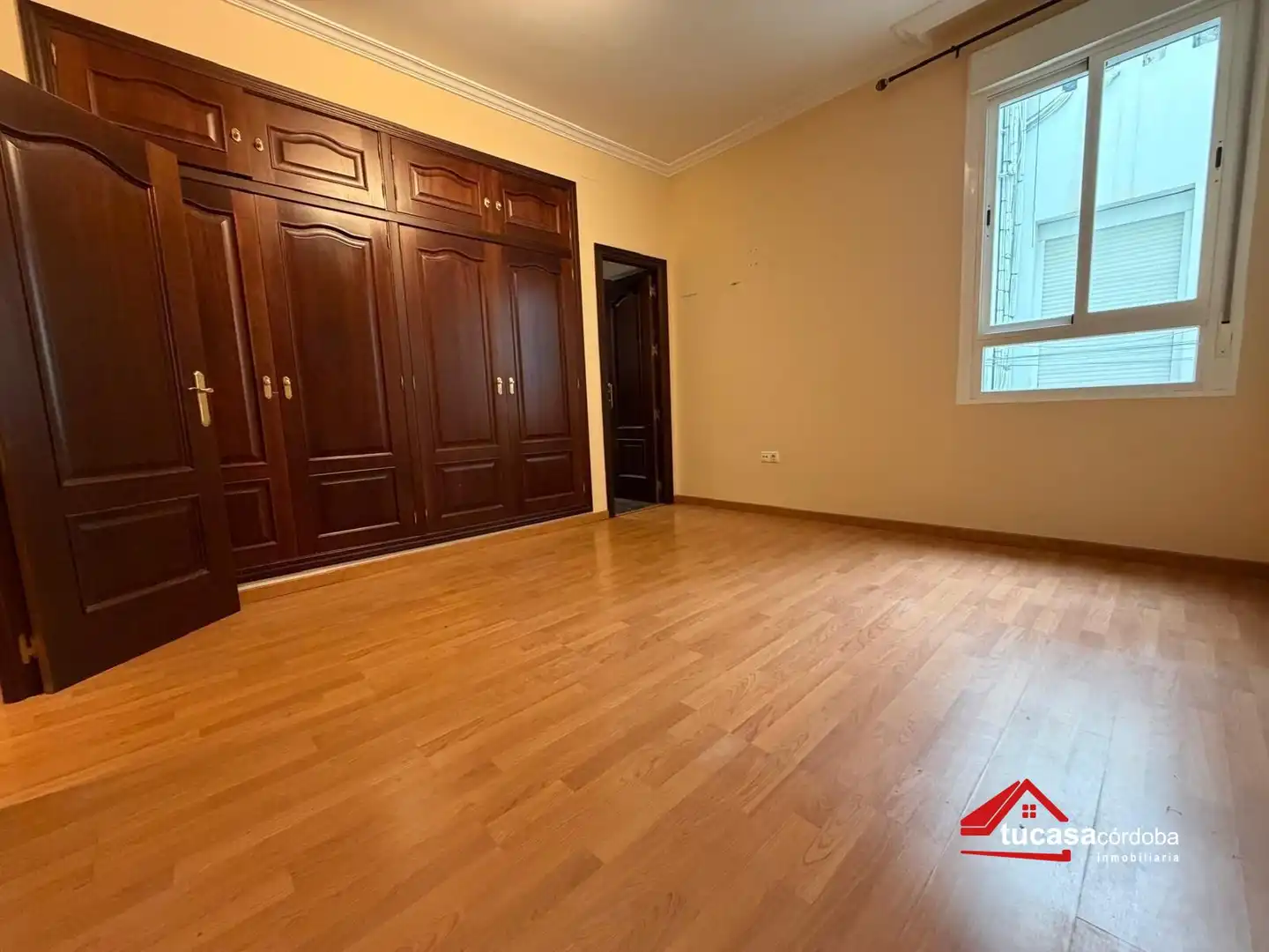 Sala de estar de Piso en venta en Córdoba con Terraza, Trastero y Amueblado