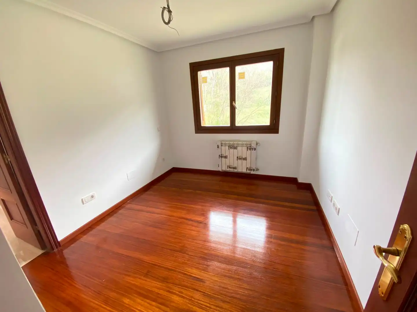 Casa o chalet en venta en Castro-Urdiales con Calefacción, Jardín privado y Parquet