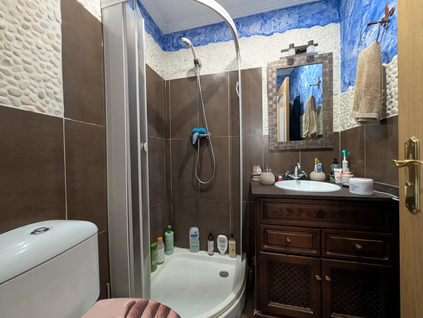 Badezimmer von Wohnungen zum Verkauf in Ezcaray mit Heizung, Abstellraum und Möbliert
