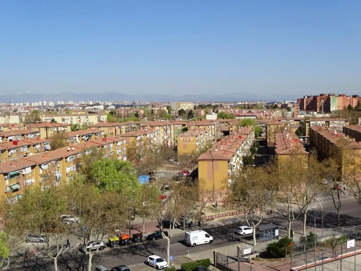 Vista exterior de Piso en venta en Madrid