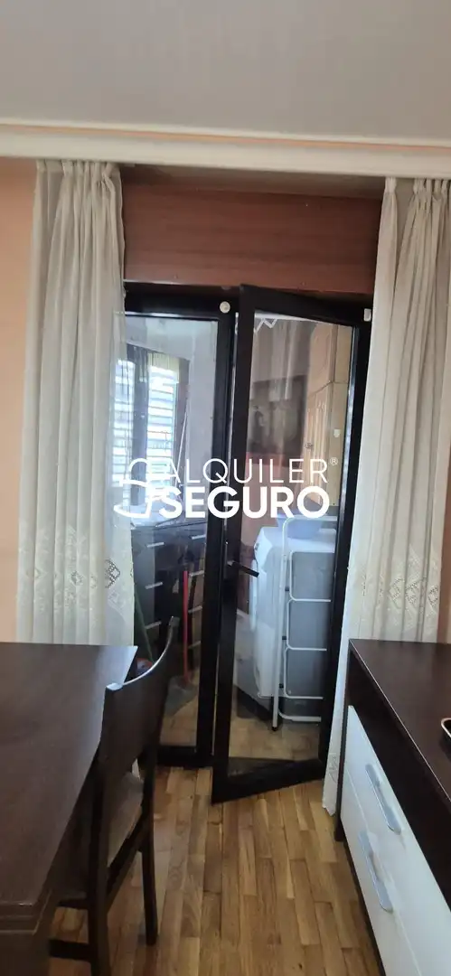 Loft zur Miete in Oviedo  mit Heizung, Terrasse und Möbliert