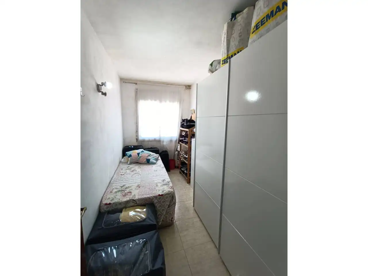 Bedroom of Flat for sale in Salt  with Heating and Balcony