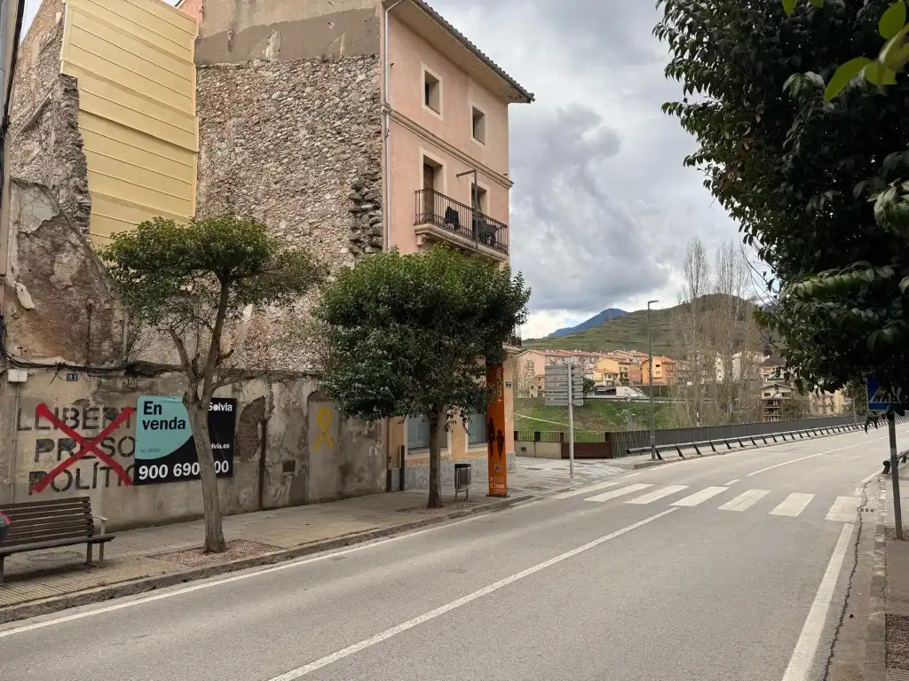 Terreno residenziale in vendita a Avenida Comte Guifre