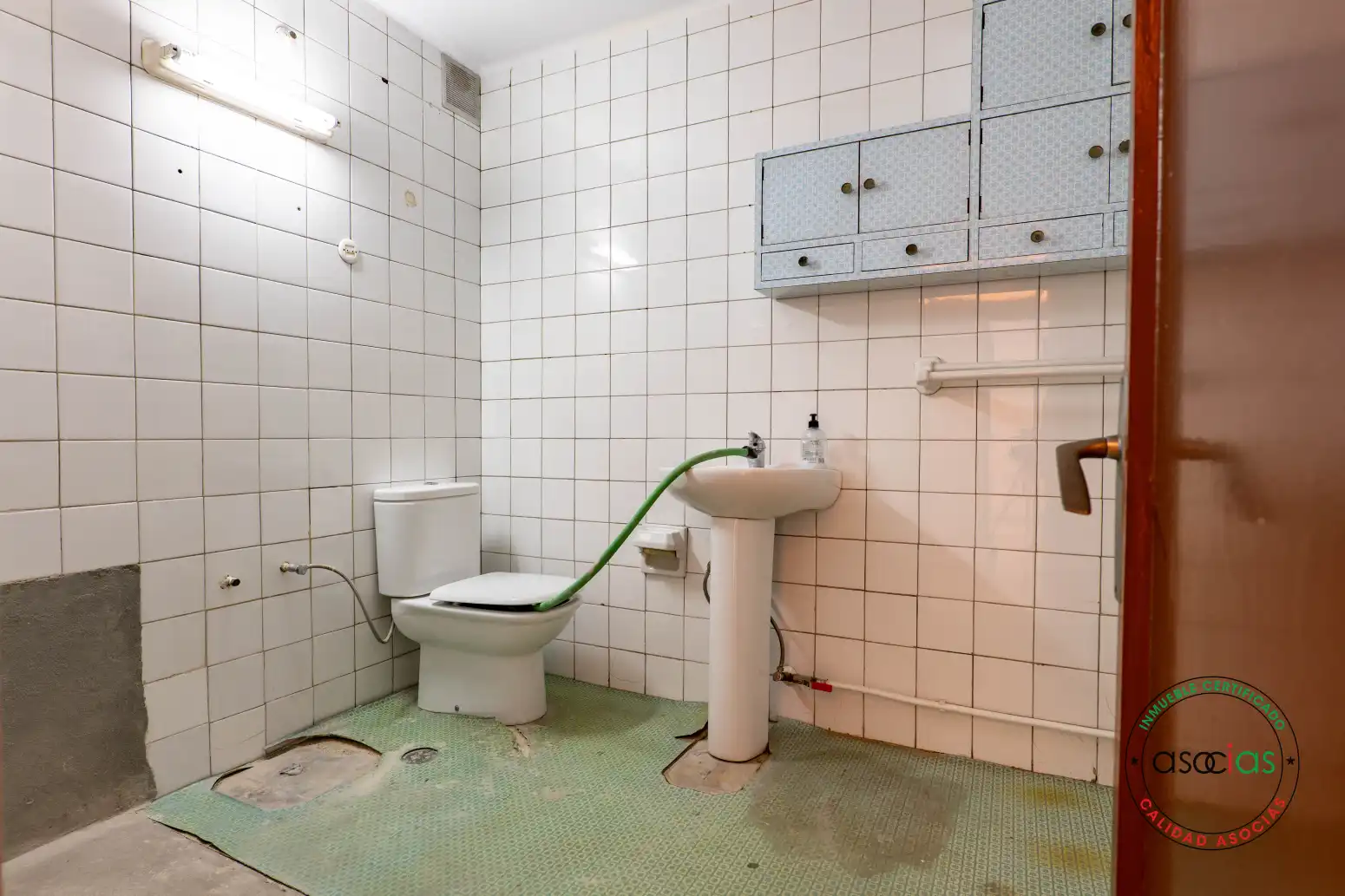 Baño de Piso en venta en Gijón  con Calefacción