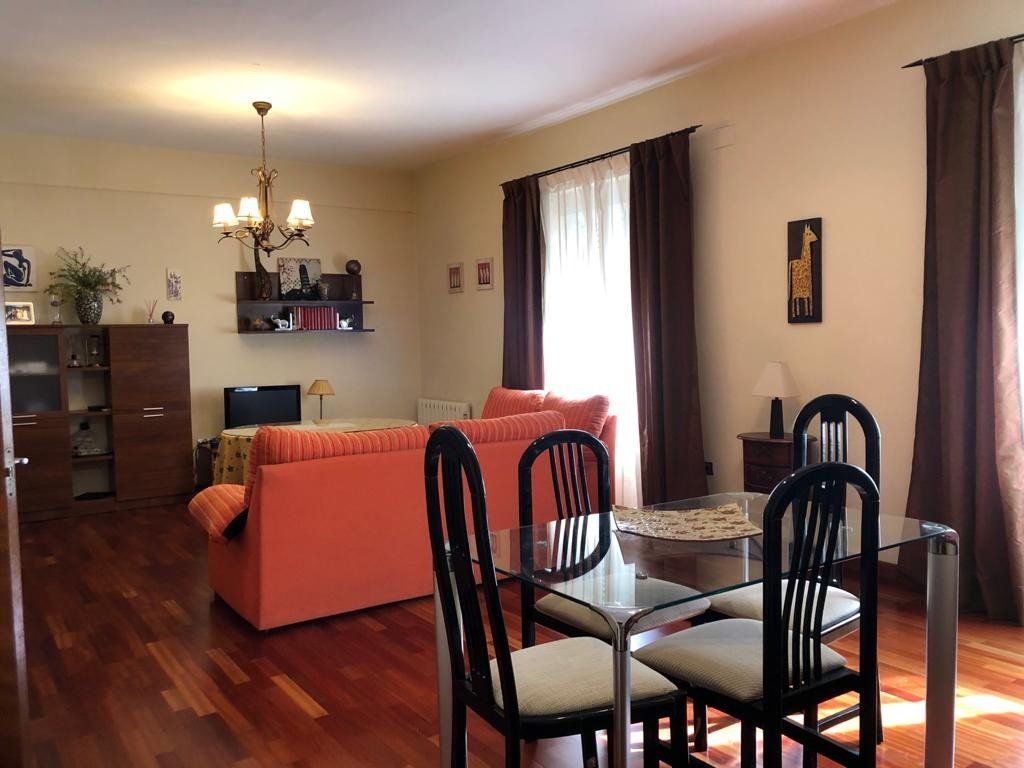 Sala d'estar de Pis de lloguer en Cáceres Capital amb Aire condicionat i Calefacció