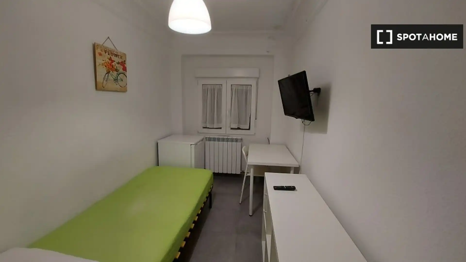 Room in Barrio de Delicias