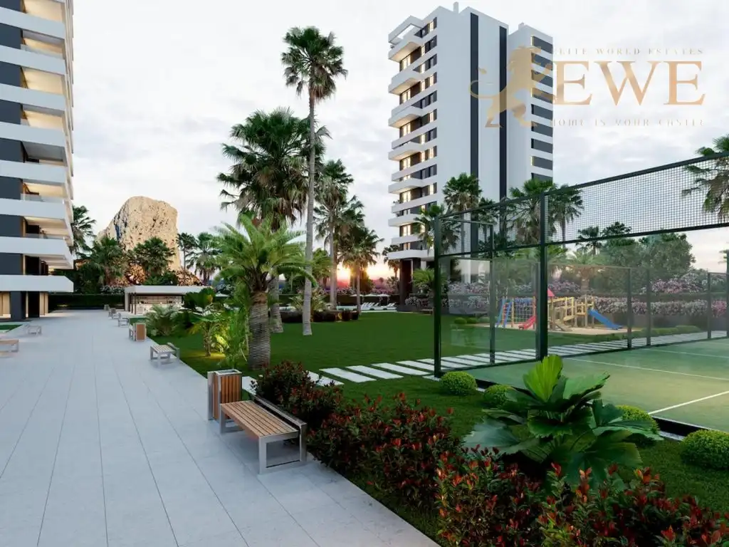 Penthouse with pool for sale in Calle Eslovaquia, imagen 3