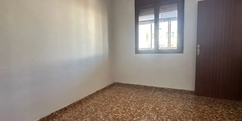 Dormitori de Casa adosada en venda en Villanueva del Trabuco amb Aire condicionat, Terrassa i Traster