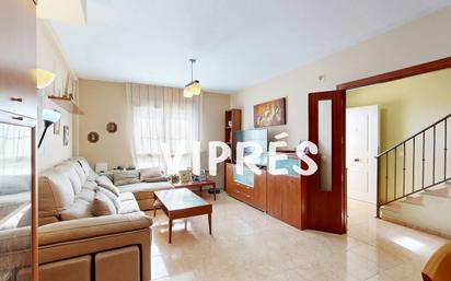 Living room of Single-family semi-detached for sale in Sierra de Fuentes  with Heating and Terrace