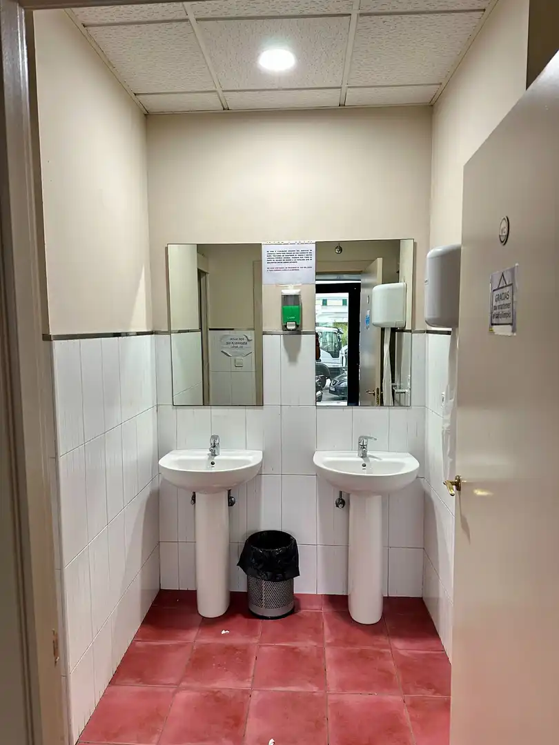 Baño de Nave industrial en venta en Santander