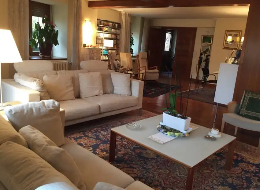 Living room of Detached homes for sale in Vitoria - Gasteiz  with Heating, Private garden and Parquet flooring