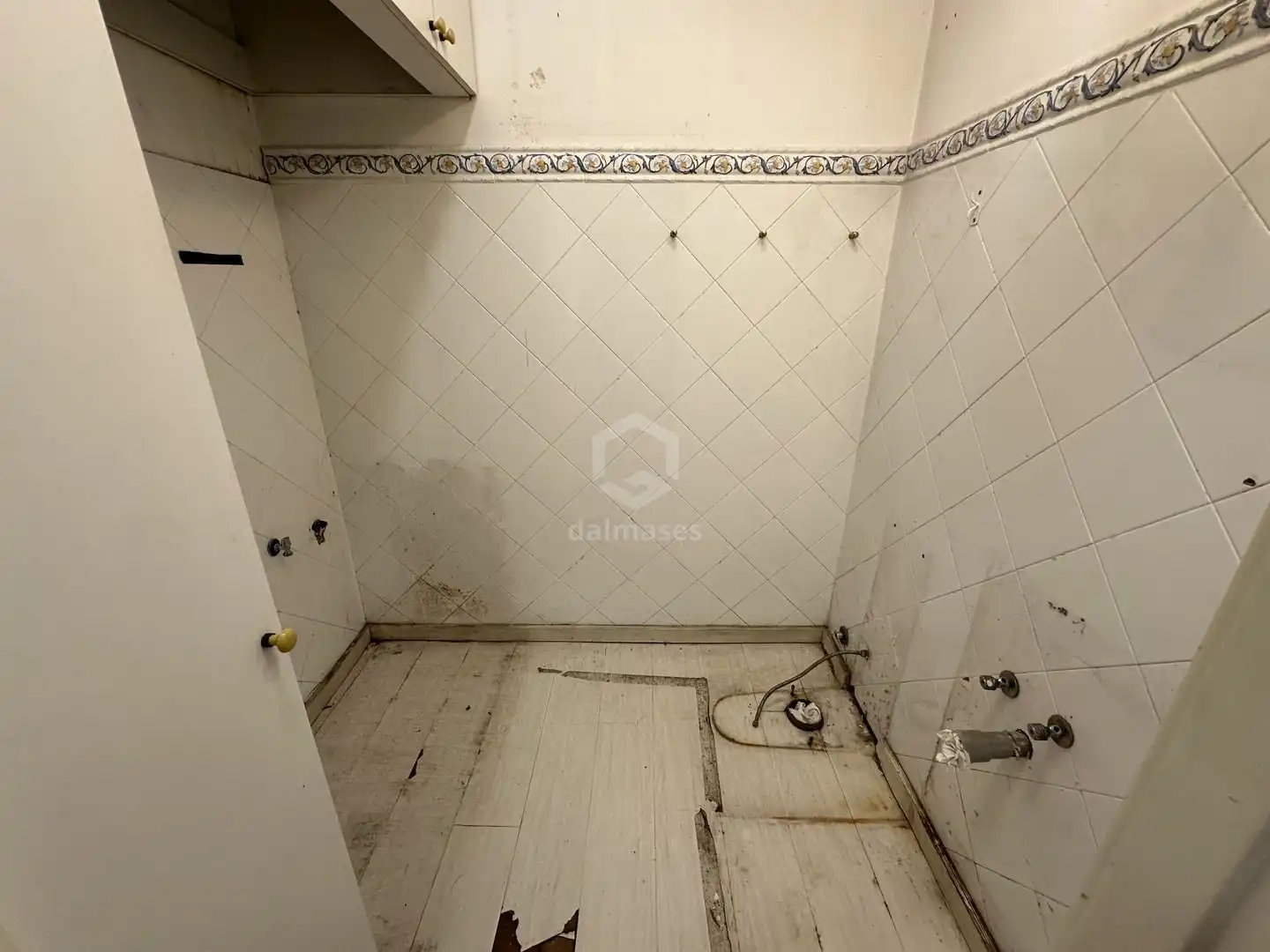 Badezimmer von Einfamilien-Reihenhaus zum Verkauf in El Prat de Llobregat mit Privatgarten und Terrasse