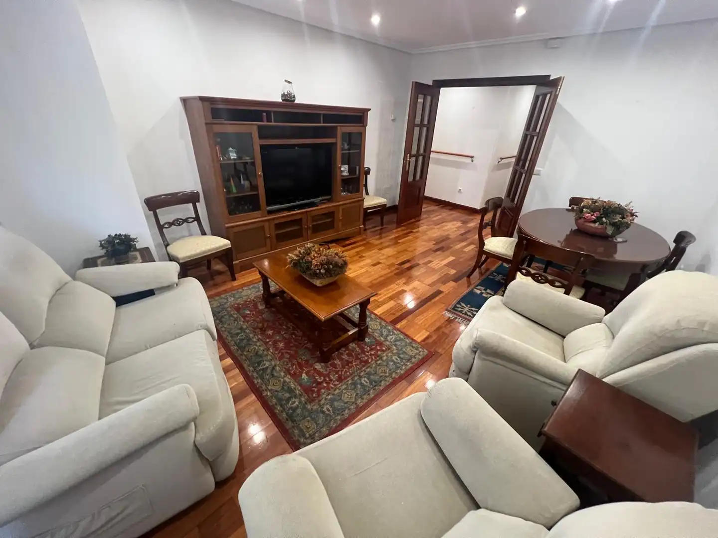 Sala de estar de Piso en venta en Gijón  con Calefacción, Parquet y Trastero