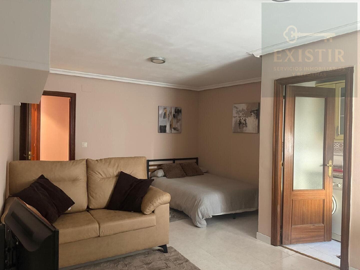 Bedroom of Flat for rent in Palencia Capital