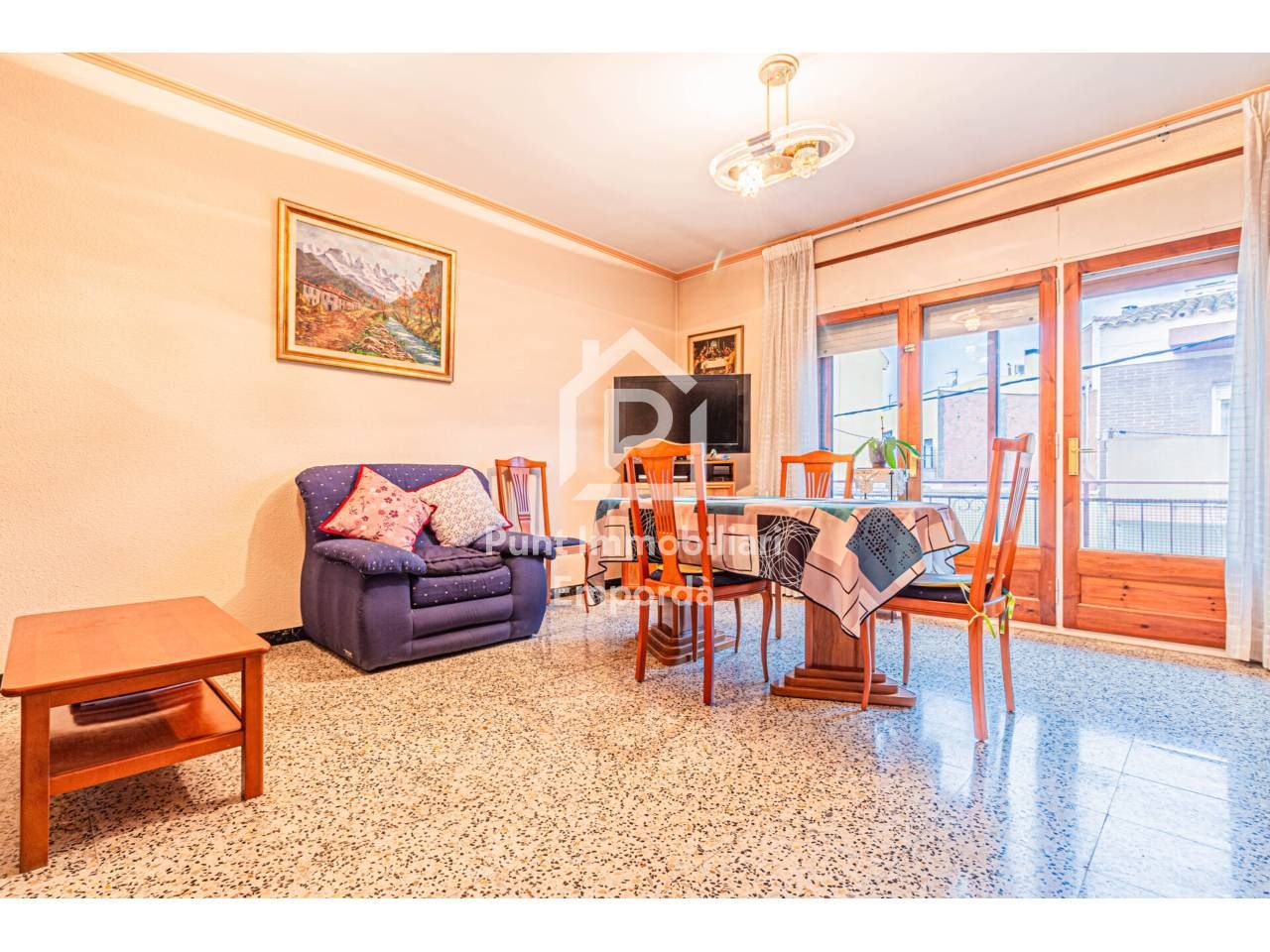 Sala d'estar de Casa o xalet en venda en Vilafant amb Calefacció i Terrassa