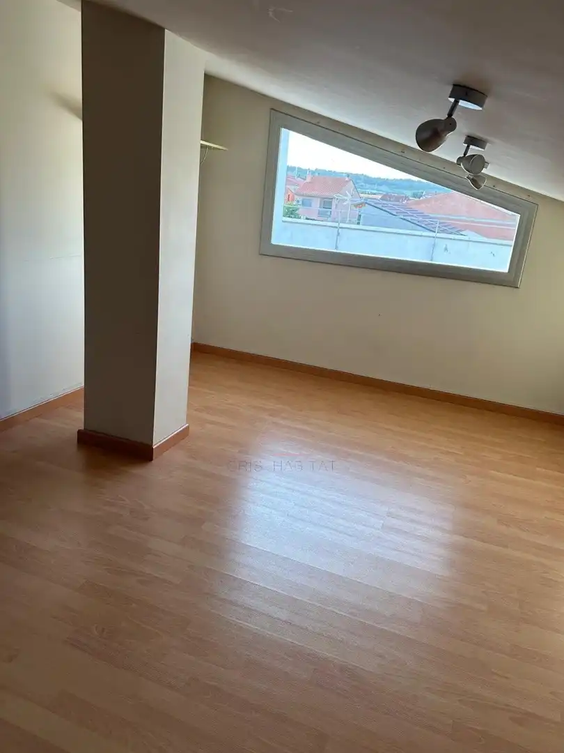 Schlafzimmer von Maisonette zum Verkauf in Alpicat mit Klimaanlage und Schwimmbad