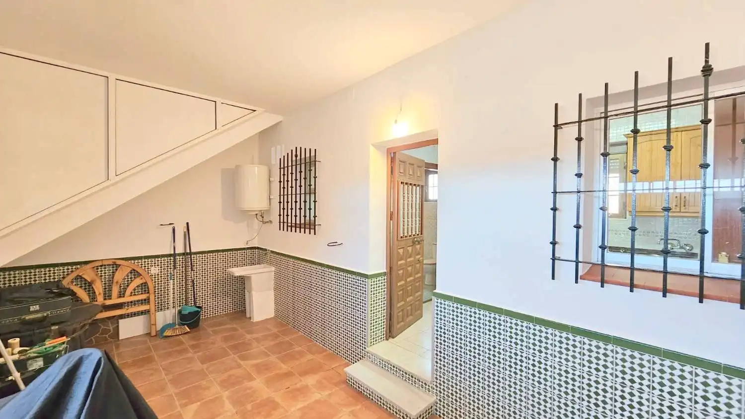 Bany de Casa adosada en venda en Vélez-Málaga amb Terrassa, Traster i Moblat
