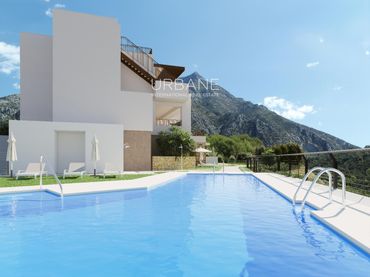 Pis amb piscina en venda a Terreno Sau