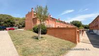 Vista exterior de Casa o xalet en venda en Mollet del Vallès amb Aire condicionat i Terrassa