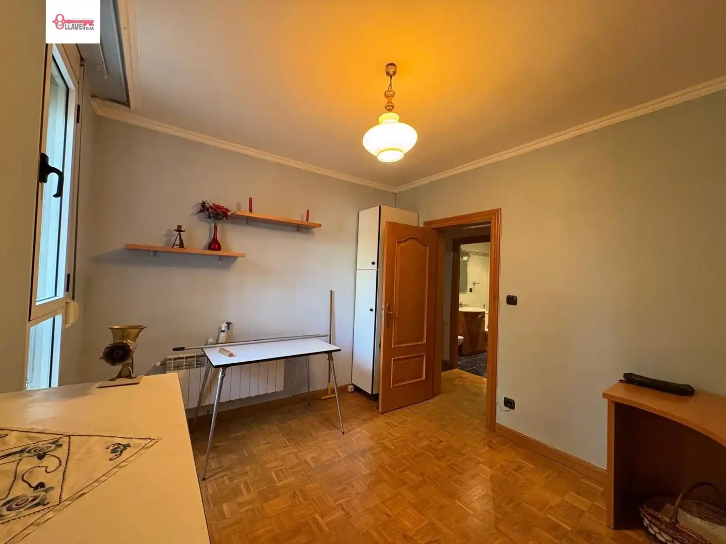 Schlafzimmer von Wohnung zum Verkauf in Burgos mit Heizung
