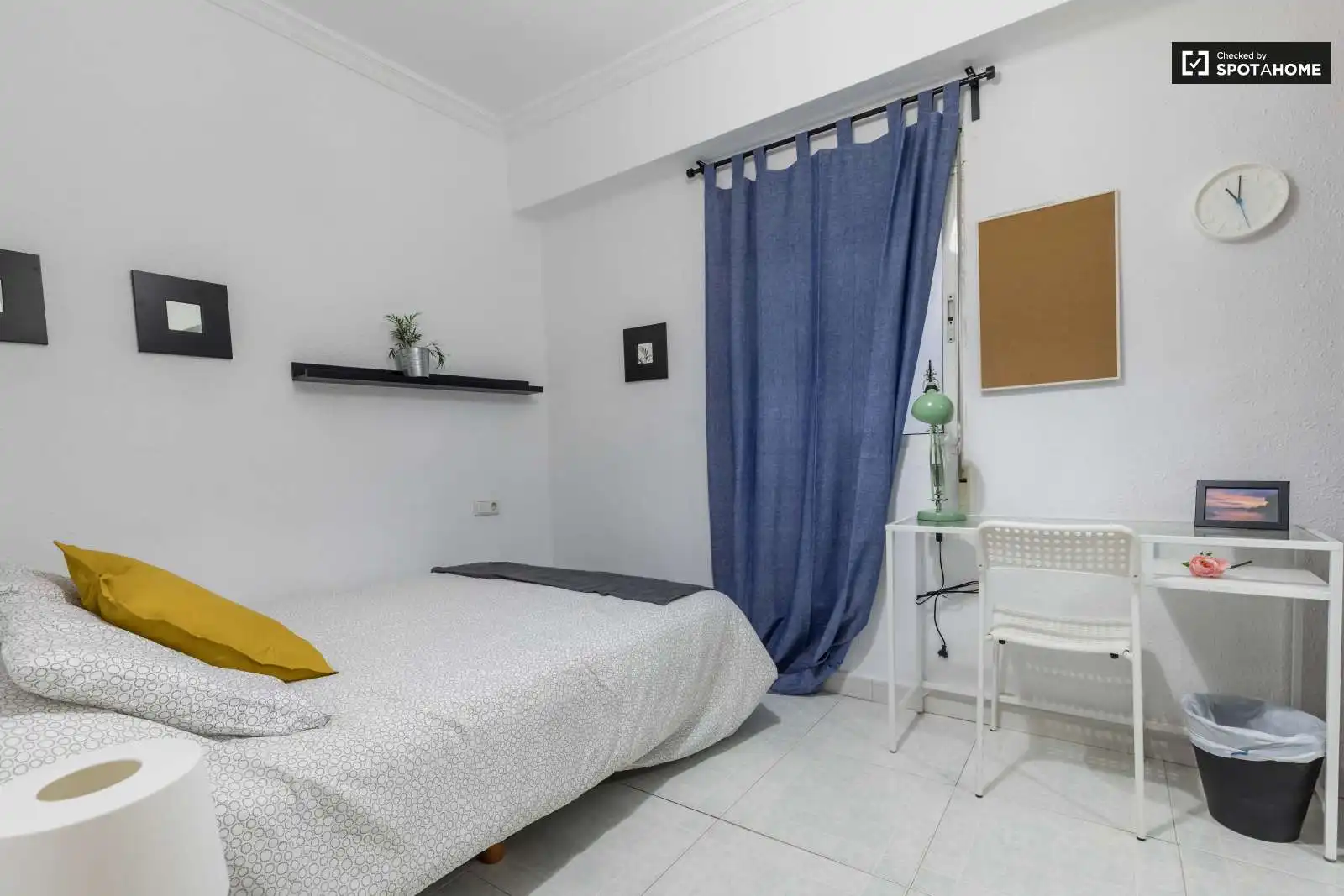 Room in Barrio de Benimaclet