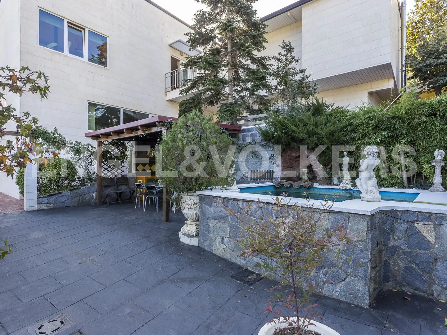 Terraza de Casa o chalet en venta en Santa Coloma de Cervelló con Calefacción, Jardín privado y Parquet