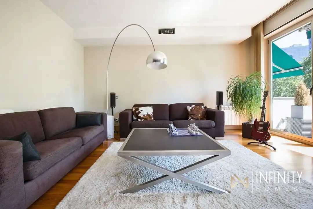 Sala de estar de Piso de alquiler en Bilbao  con Calefacción, Terraza y Horno