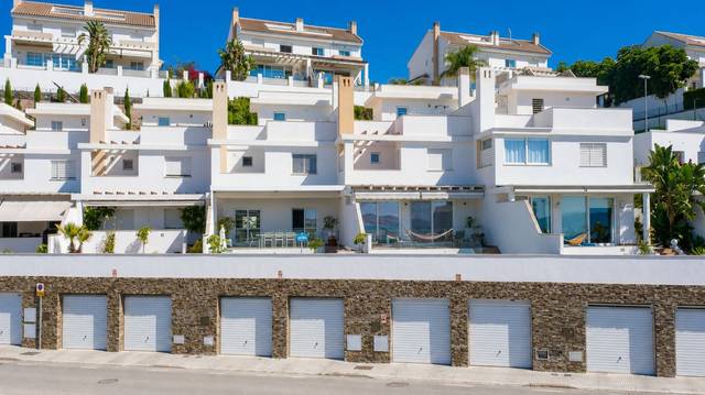 Casa adosada en Venta en Miraflores del Palo