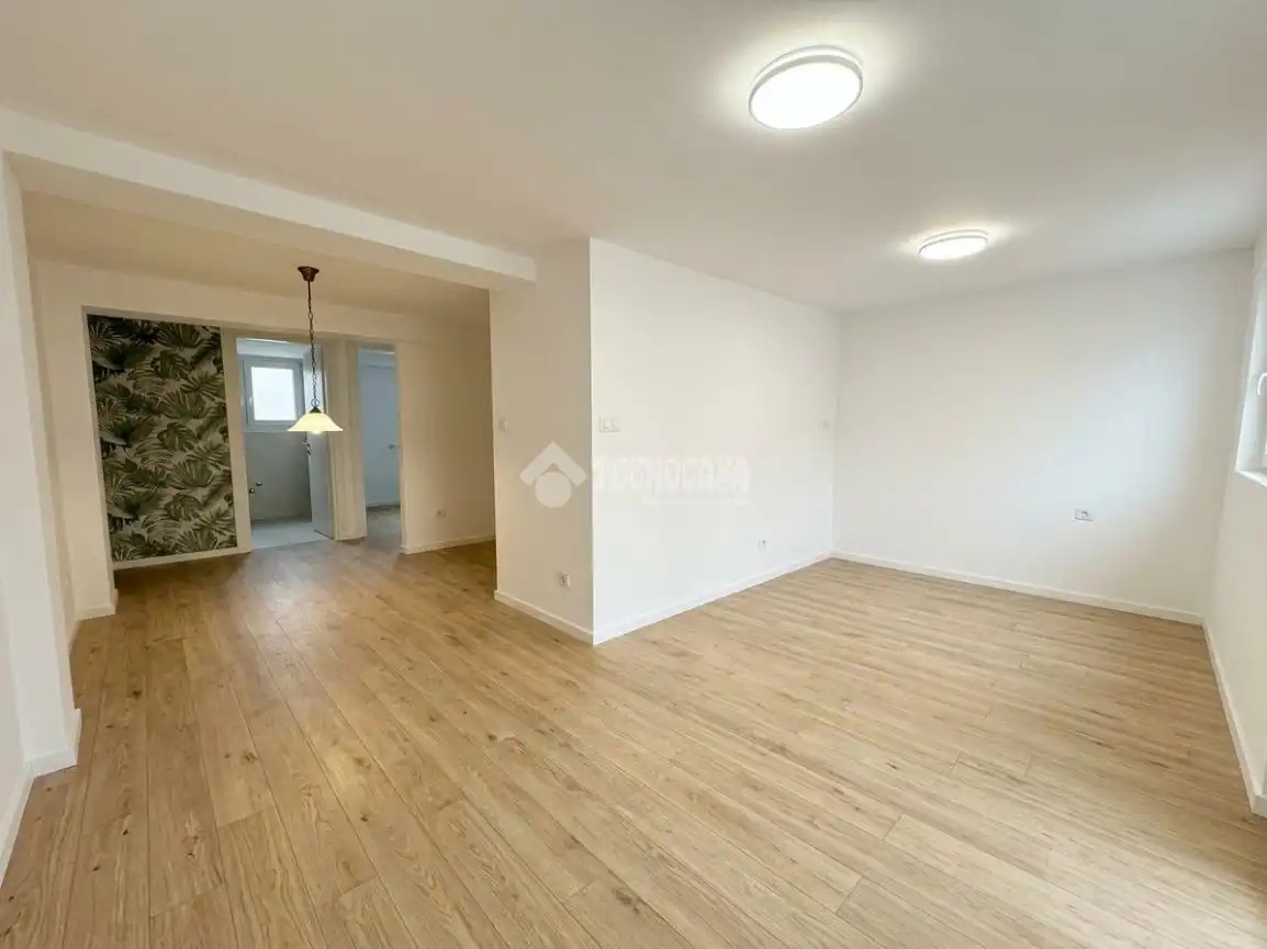 Appartamento con balcone in vendita a Centro - Ayuntamiento, imagen 3