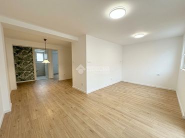 Piso con balcón en venta en Centro - Ayuntamiento
