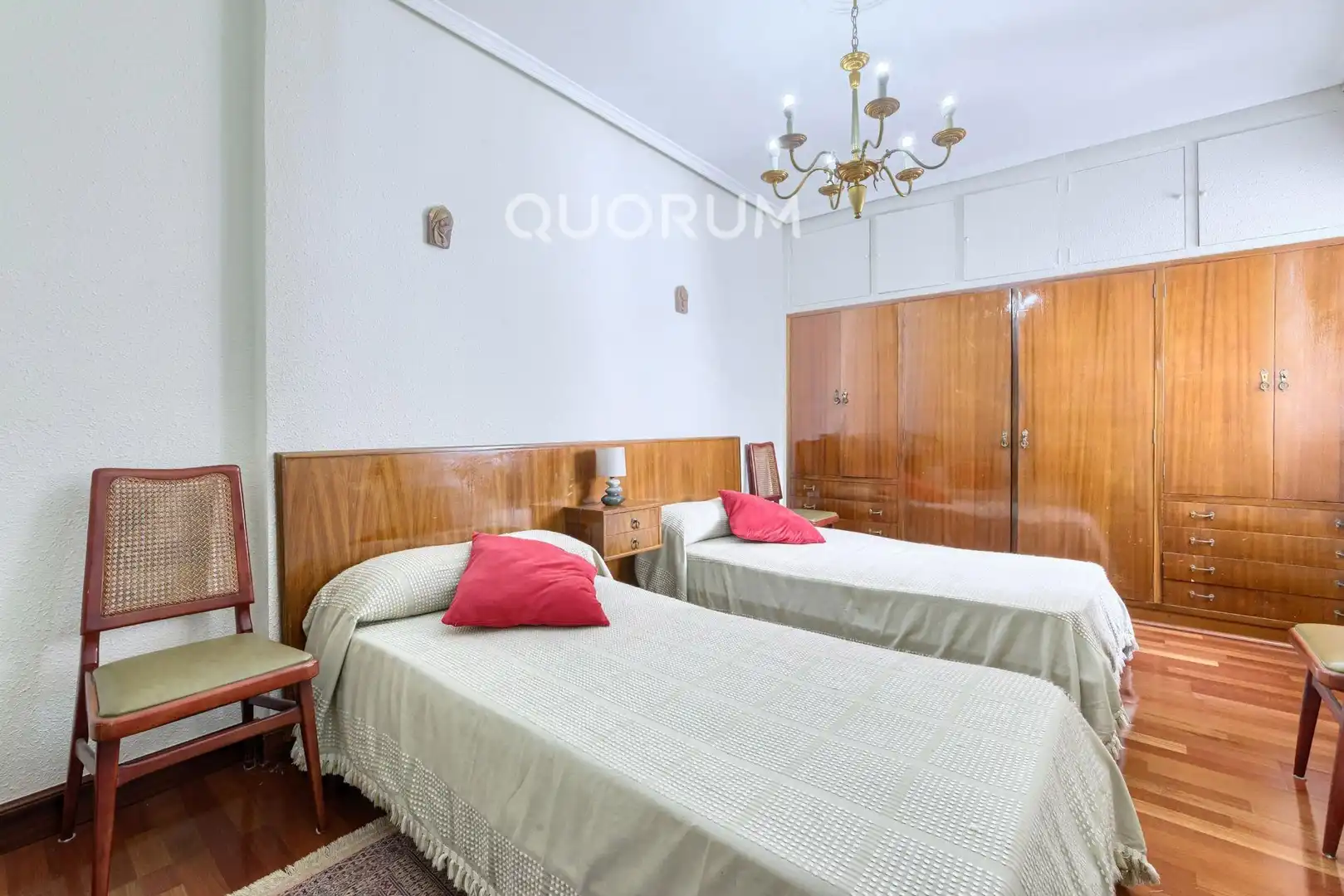 Habitación de Piso en venta en Barakaldo  con Jardín privado, Terraza y Amueblado