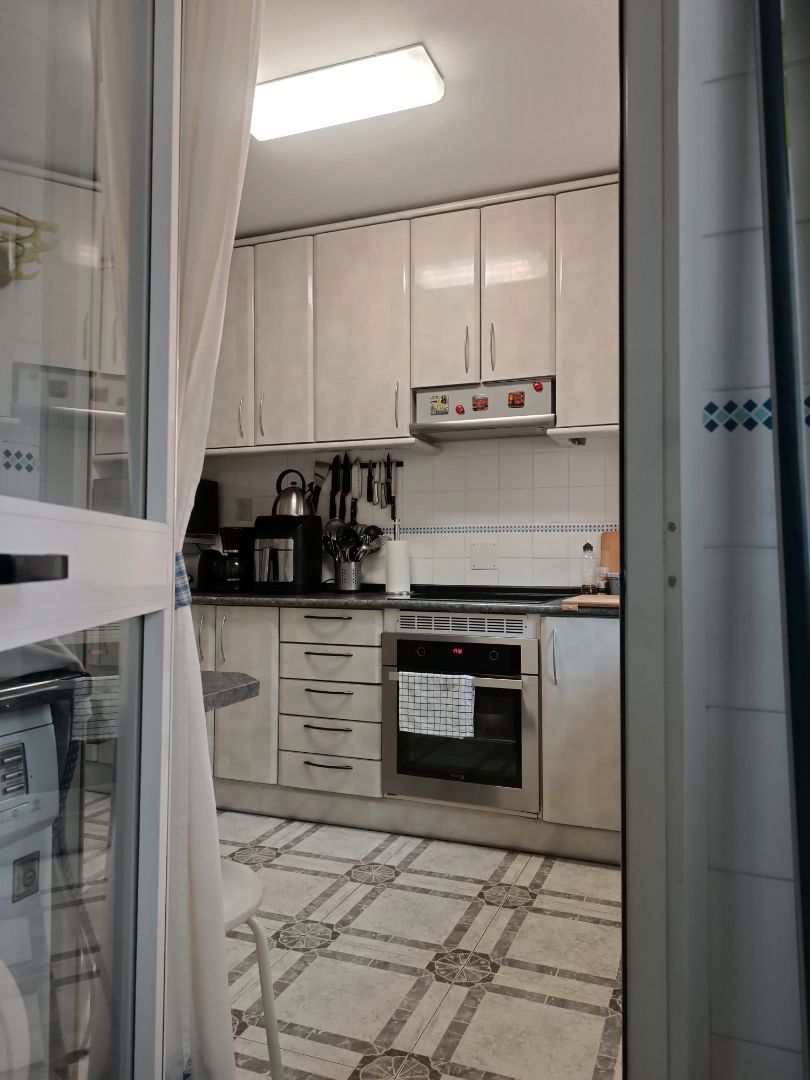 Flat for sale in Calle del Ginebro, Orcasur - 12 de Octubre
