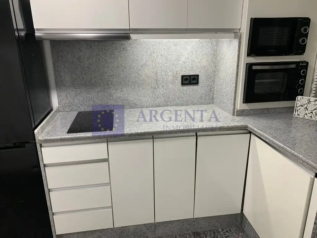 Cuina de Apartament de lloguer en Cáceres