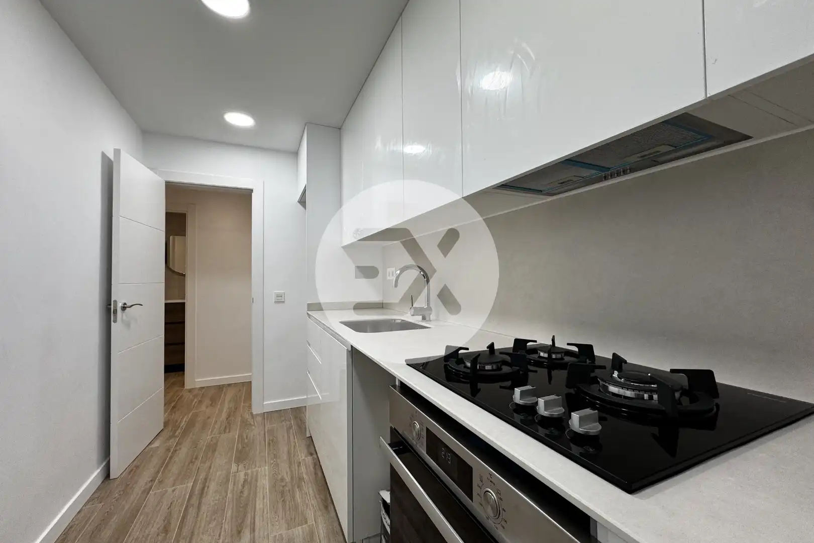 Cocina de Planta baja en venta en Castelldefels con Parquet