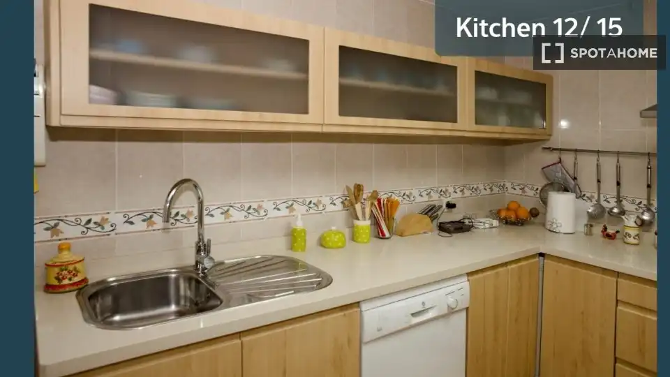 Kitchen of Flat for share in Sevilla  with Air Conditioner, Terrace and Furnished