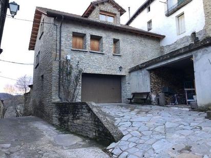 Exterior view of Single-family semi-detached for sale in Jaca  with Storage room