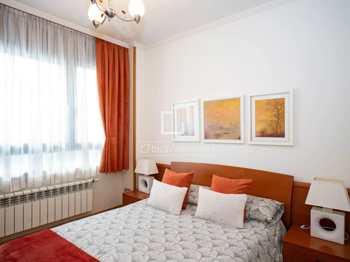 Bedroom of Flat for rent in Madrid  with Air Conditioner, Heating and Private garden