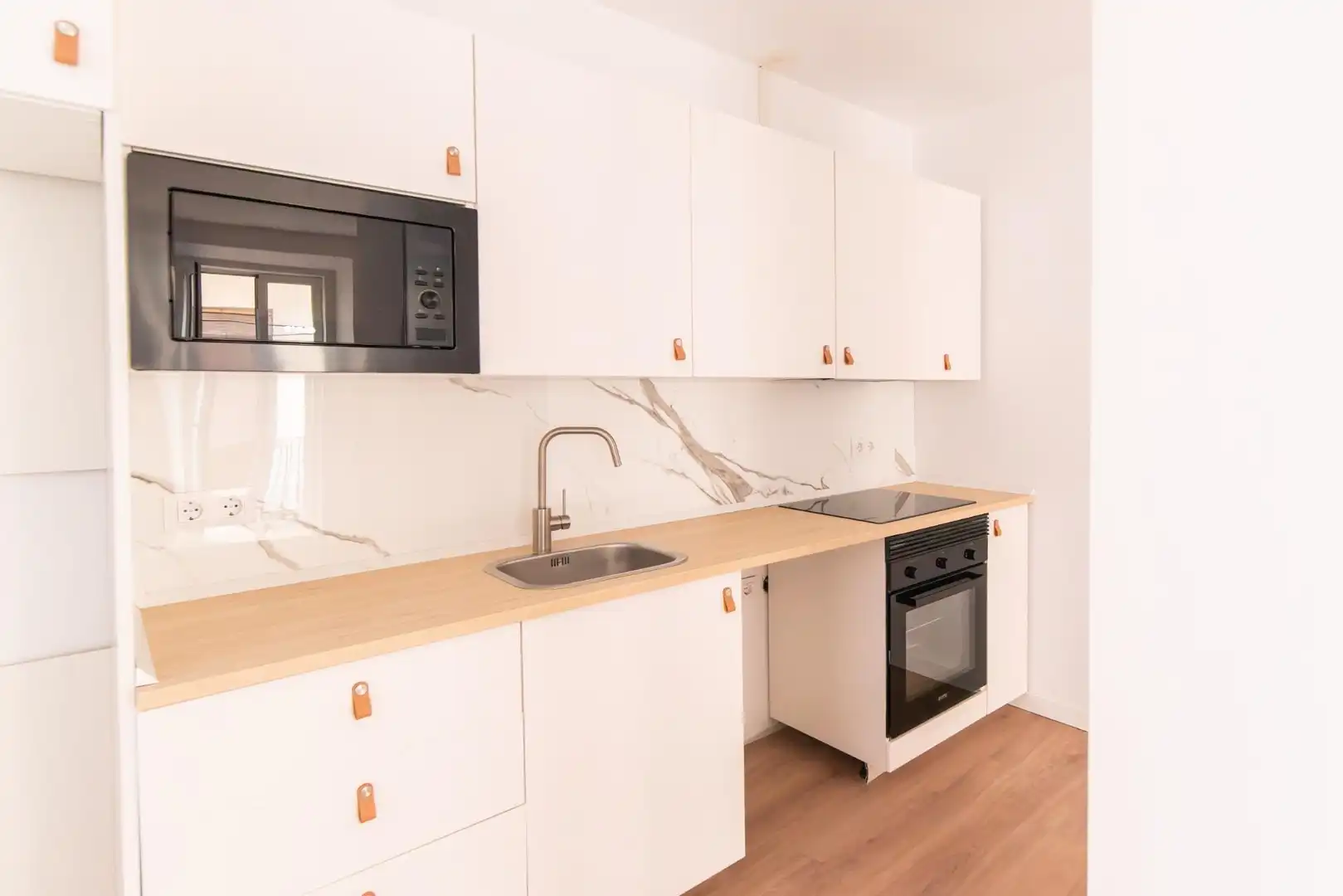 Cocina de Apartamento en venta en Cádiz