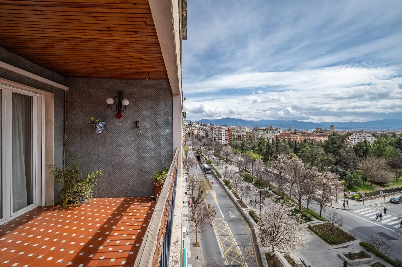 Terraza de Piso en venta en Granada con Terraza, Trastero y Balcón