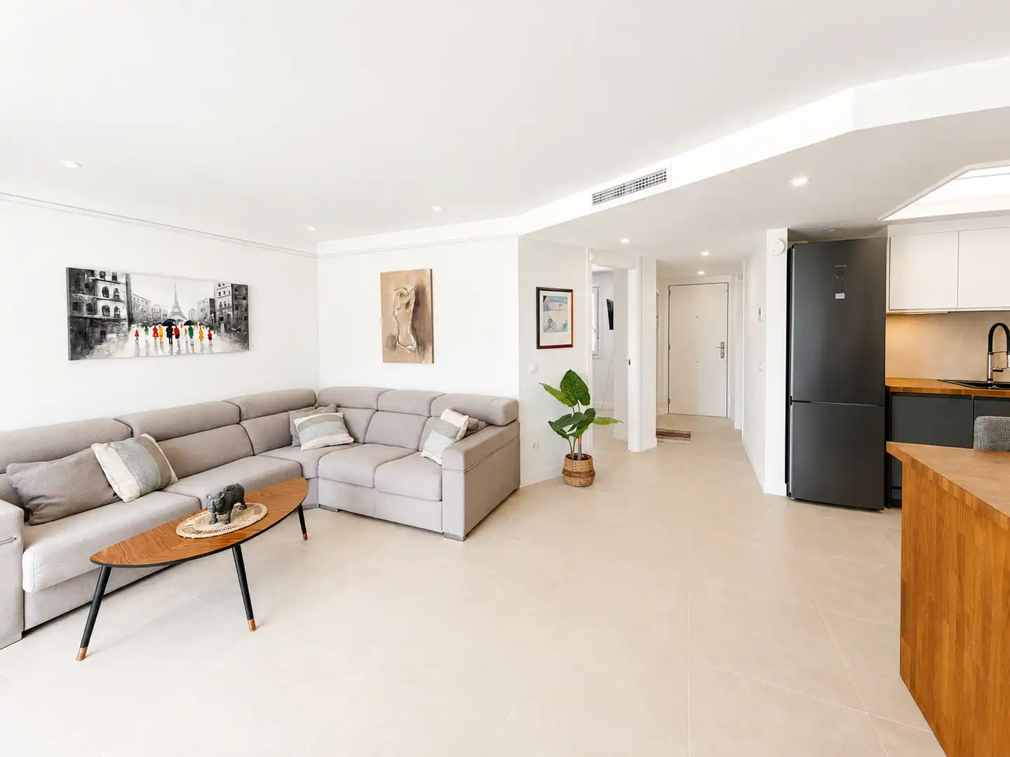 Sala de estar de Piso en venta en Benalmádena con Aire acondicionado, Terraza y Amueblado