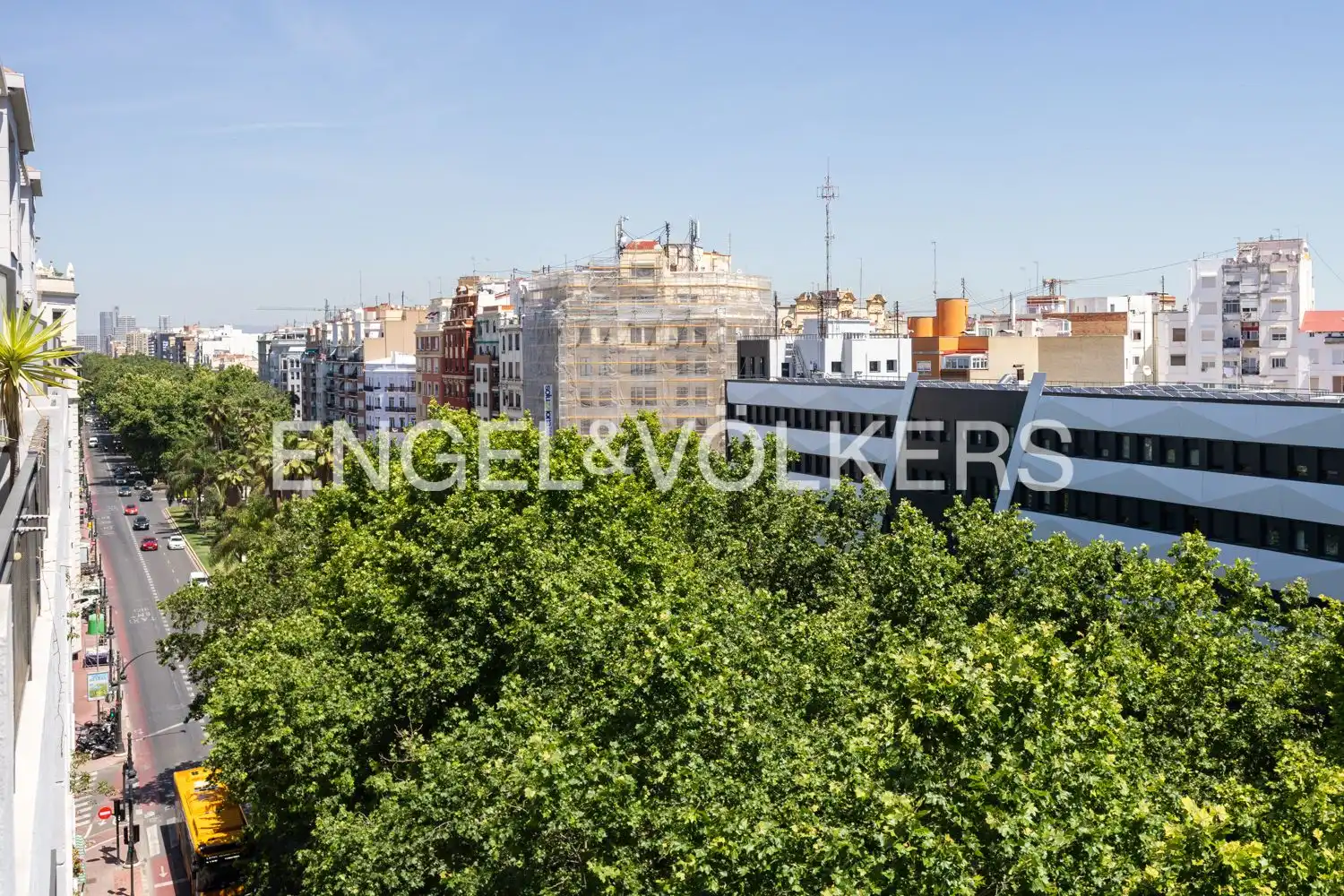 Exterior view of Flat for sale in Valencia  with Air Conditioner, Heating and Balcony
