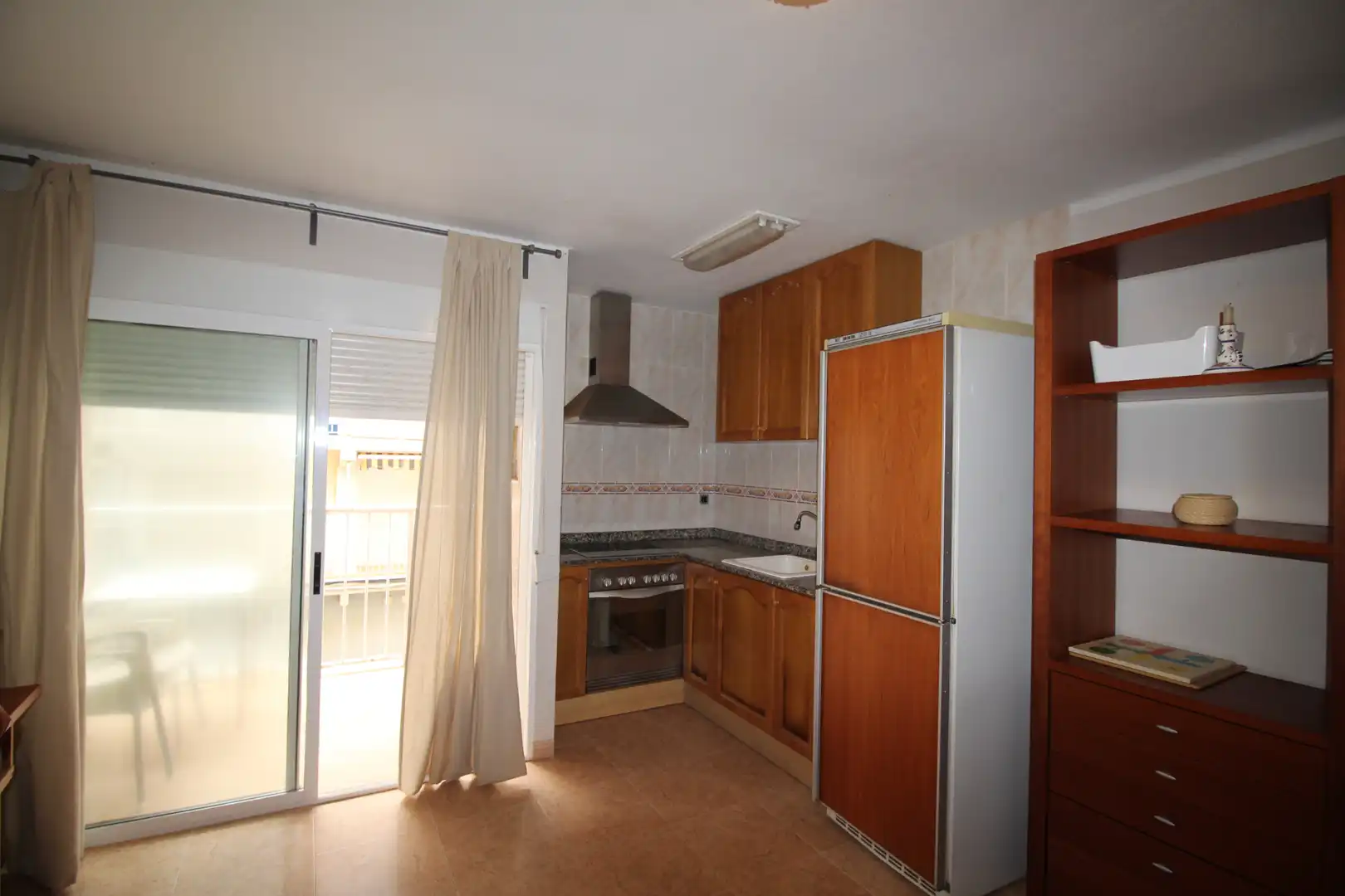 Cocina de Piso en venta en Valencia con Amueblado, Horno y Balcón