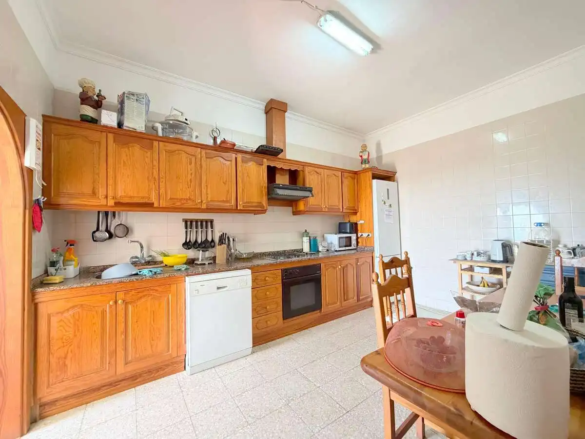 Cuina de Casa o xalet en venda en Tías amb Terrassa, Piscina i Moblat