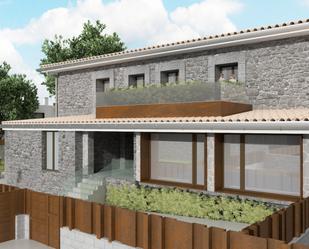 Vista exterior de Casa adosada en venda en Torrelodones amb Calefacció, Jardí privat i Terrassa