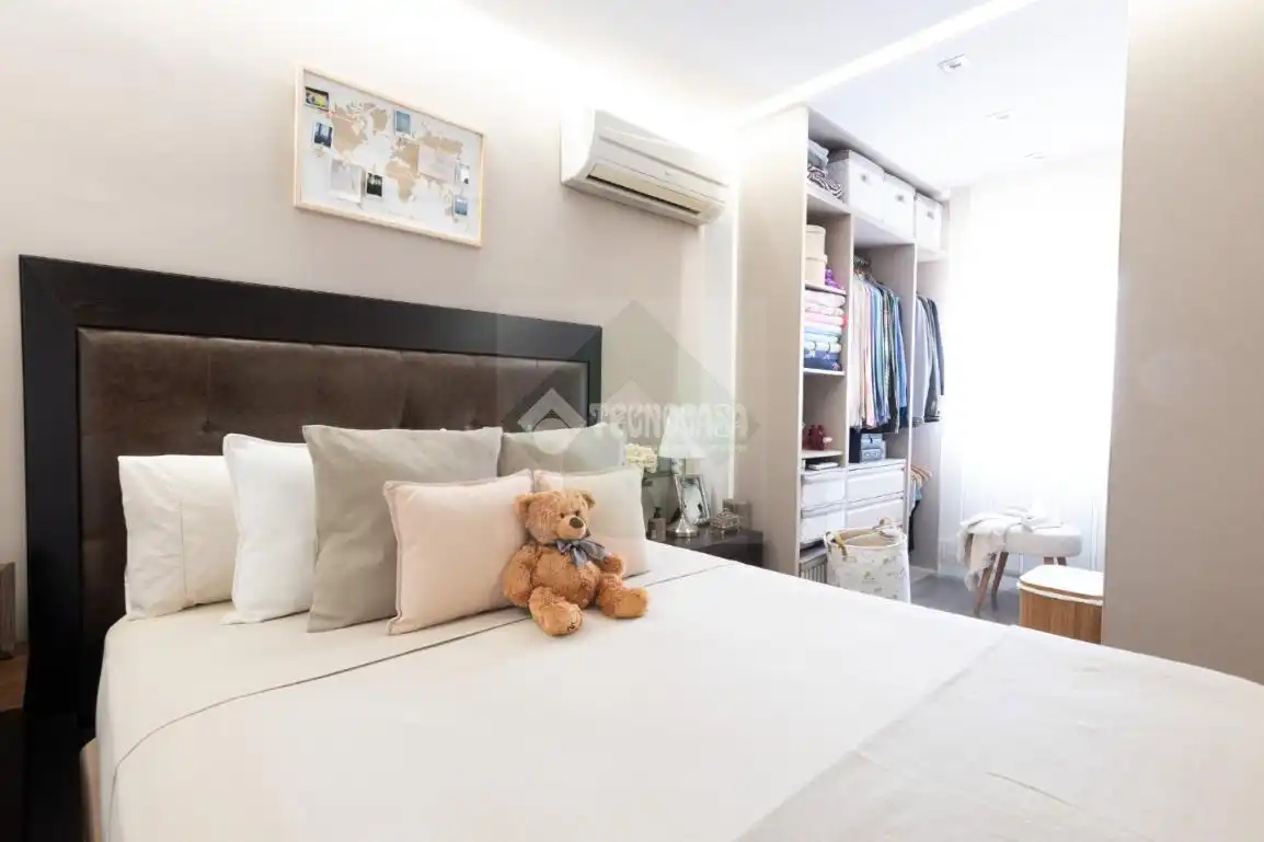Bedroom of Flat for sale in Fuenlabrada  with Air Conditioner, Heating and Community pool