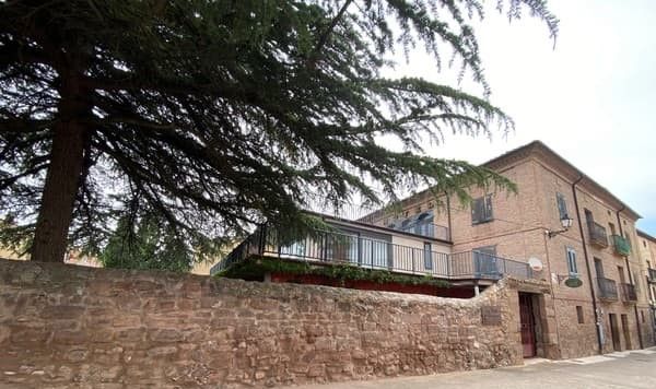 Exterior view of Building for sale in Alesanco