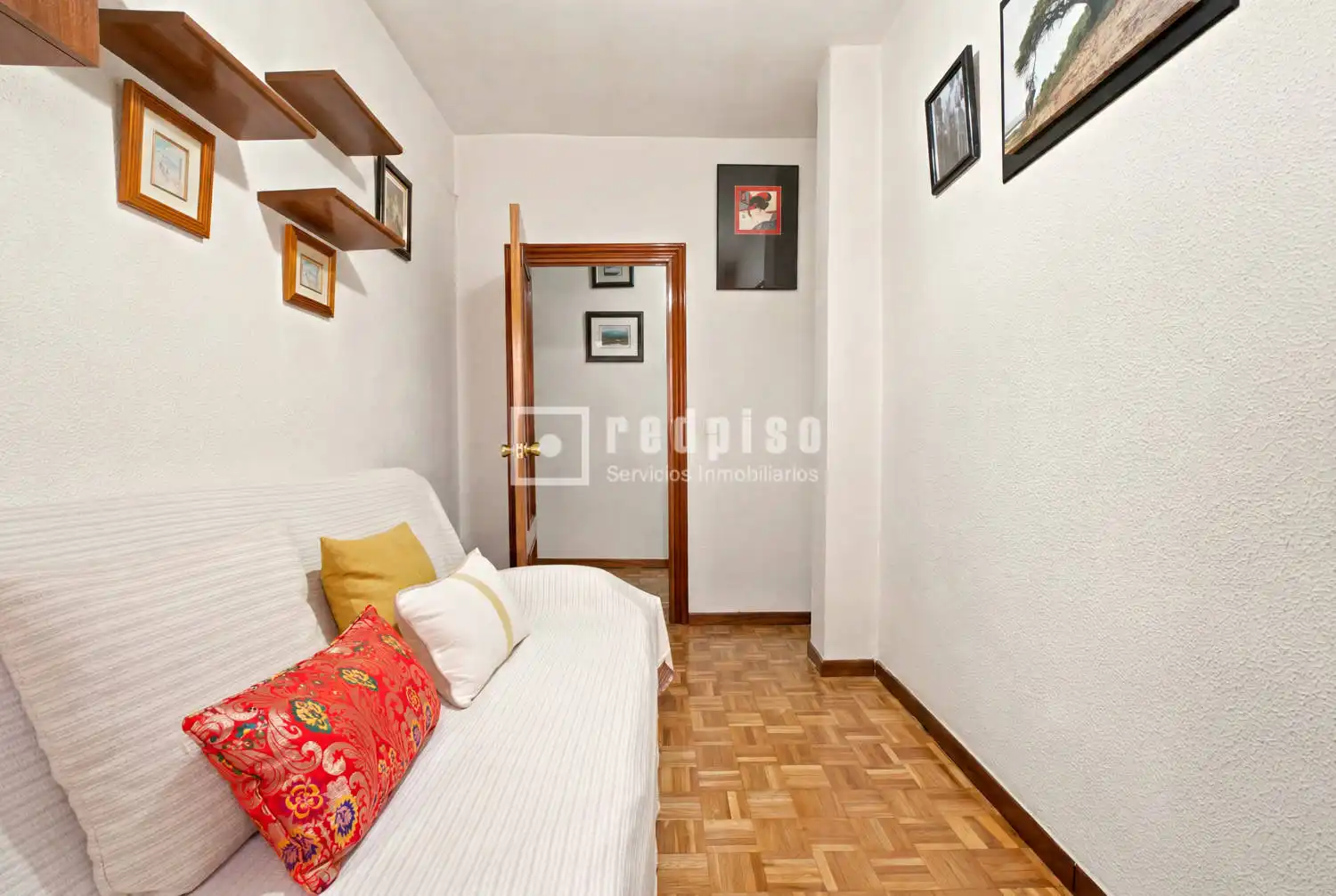 Bedroom of Flat for sale in Madrid  with Heating, Private garden and Parquet flooring