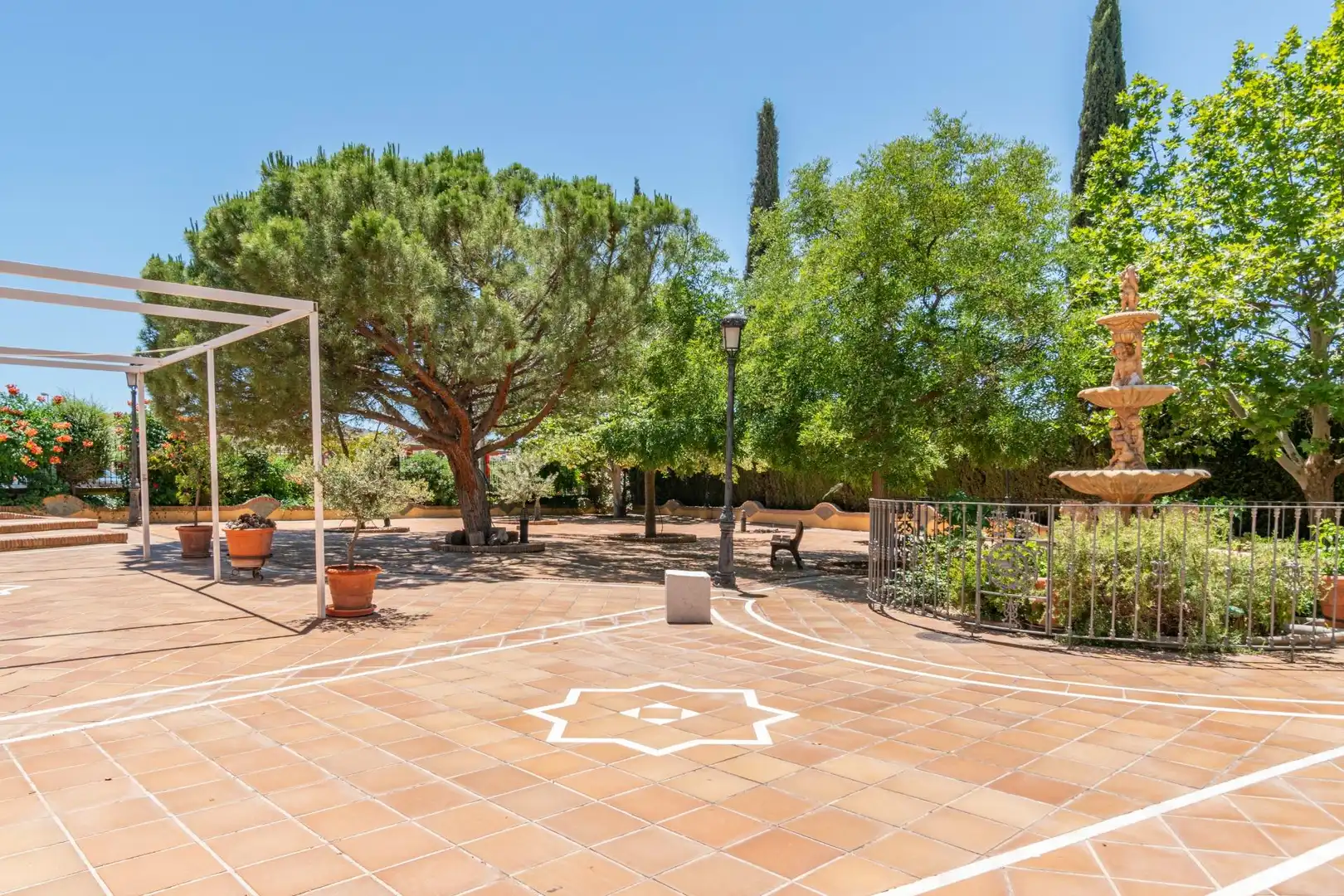 Jardín de Local en venta en Gor con Aire acondicionado, Calefacción y Terraza
